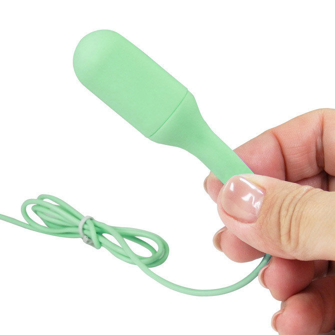 �J���[���[�^�[�b�b�@�i�`���R�~���g�A�C�X�N���[���j